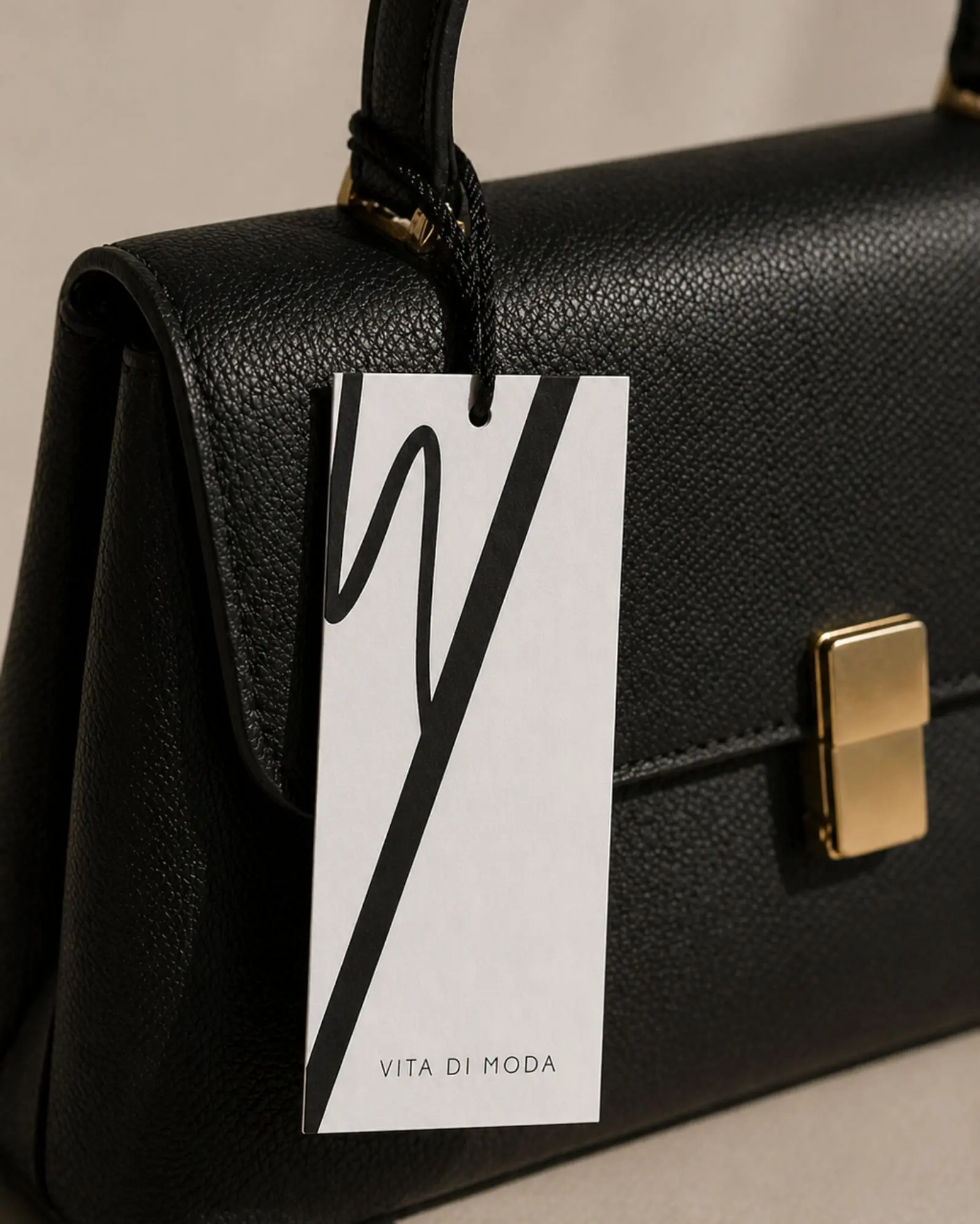 Branding & Identidad · 03